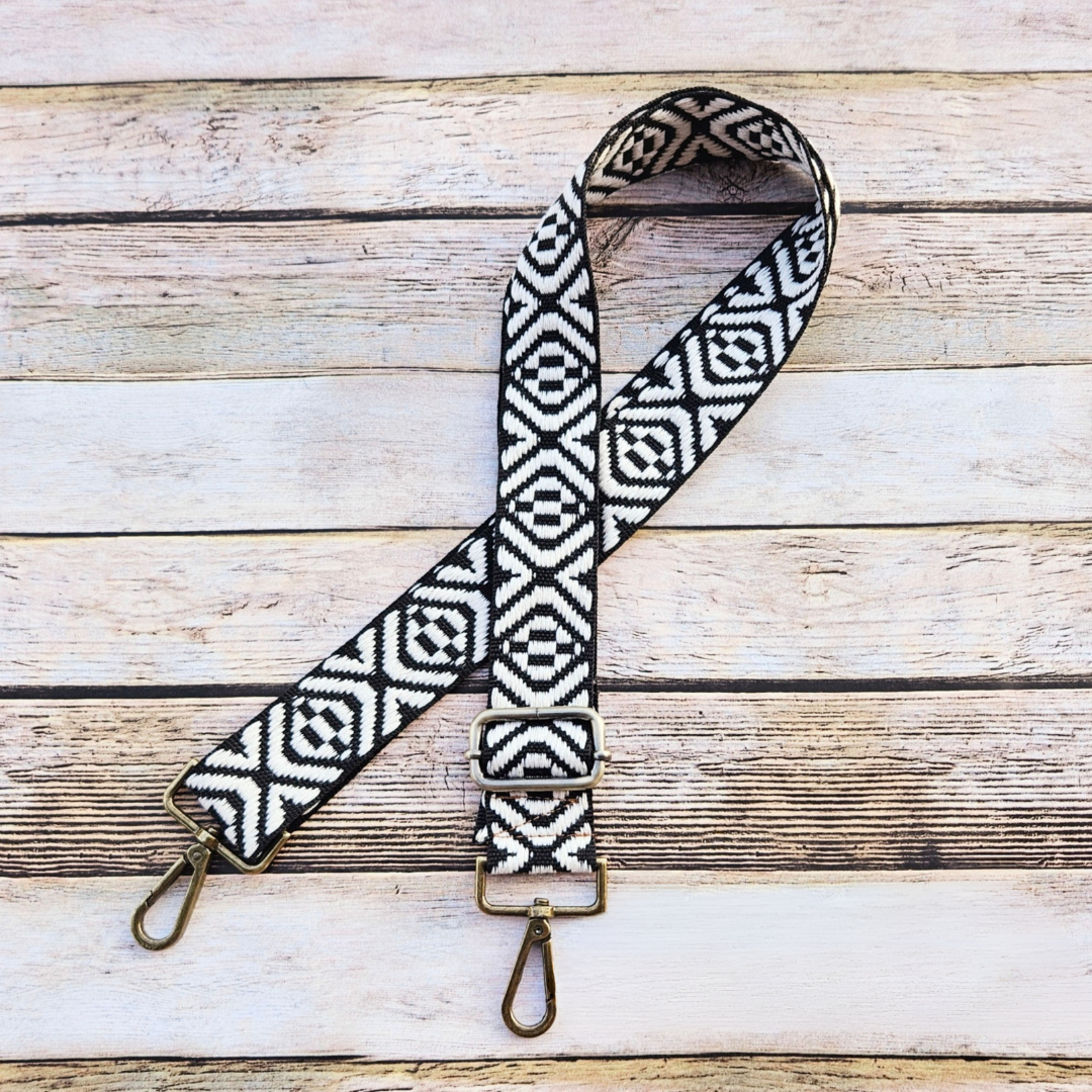 Linnie’s Paisley White Leather Conceal Carry Crossbody