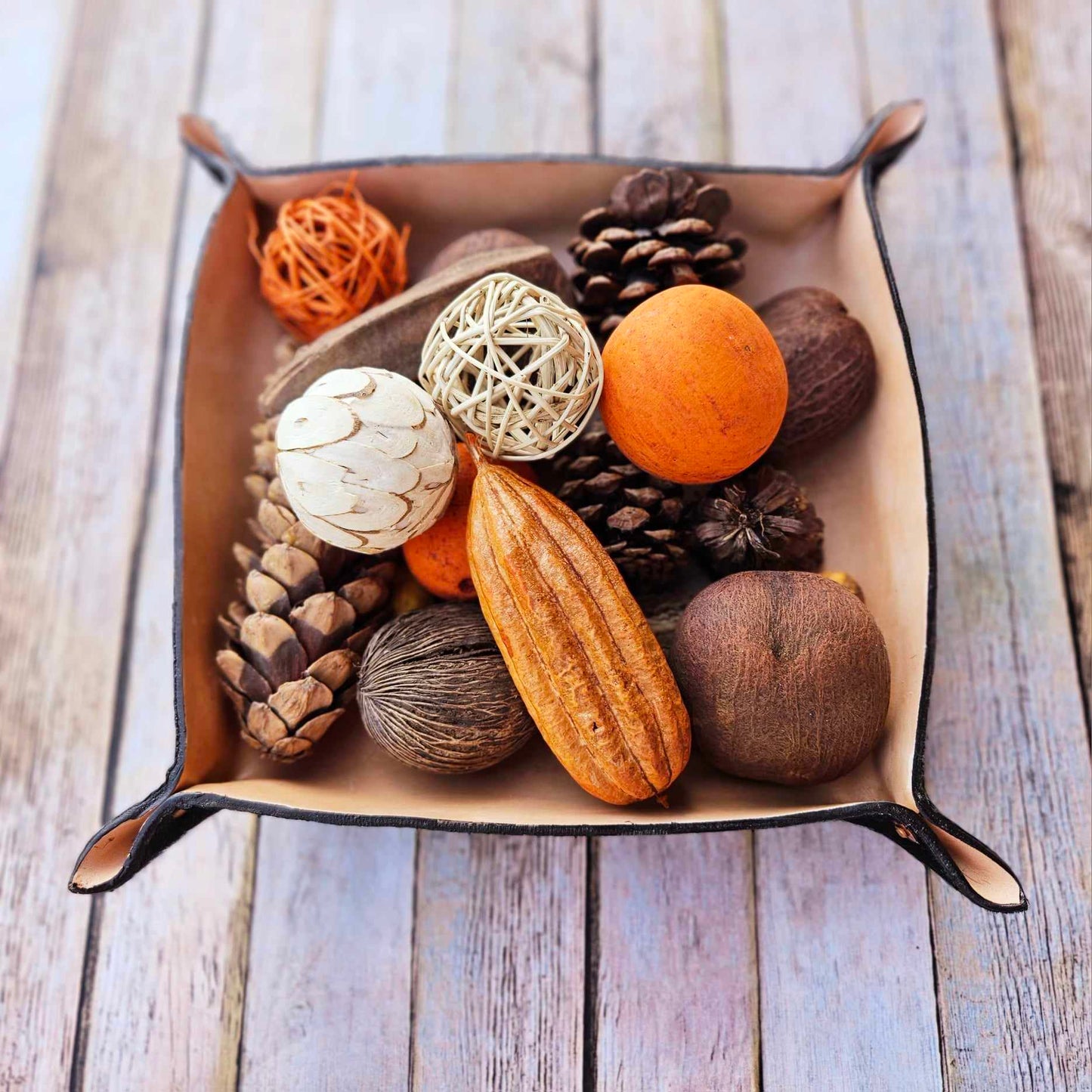 leather bowls large leather bowls cowhide leather bowls cowhide decor black and white leather bowls black and white fur bowls