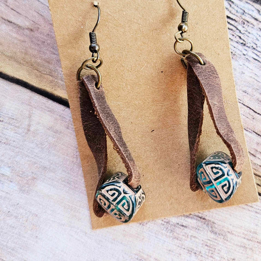 jewelry  western jewelry  southwest jewelry  vintage jewelry  beaded jewelry  handmade jewelry  leather jewelry  handmade leather jewelry