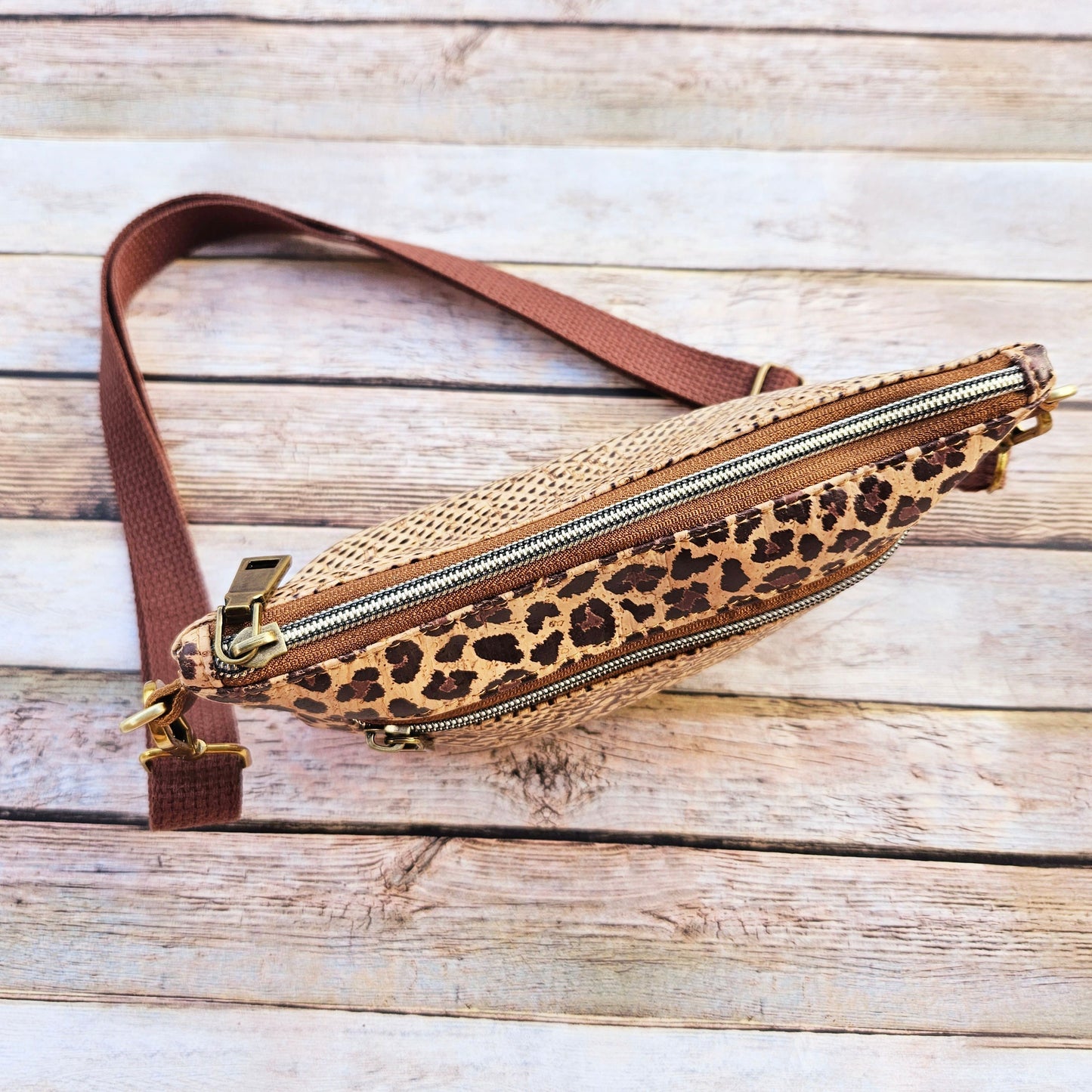 snake cork purse, leopard cork bag, crossbody bag, cork crossbody bag, snake and leopard cork bag, cork crossbody