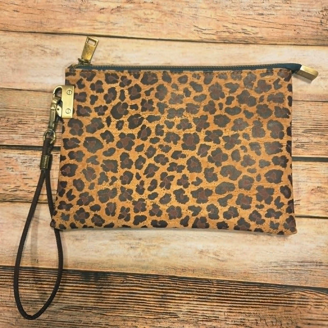 Oleta Leopard Clutch Wristlet with green zipper