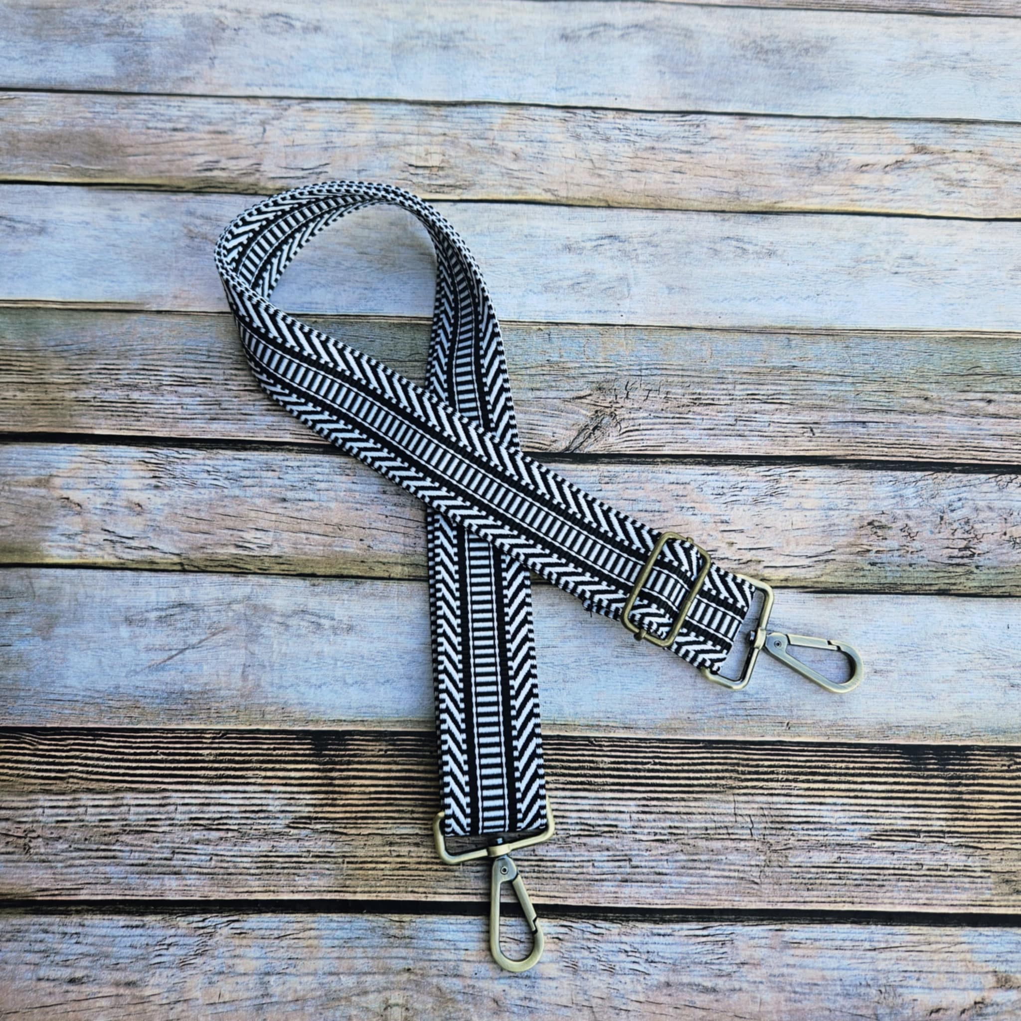 Adjustable Neutral Bag Straps