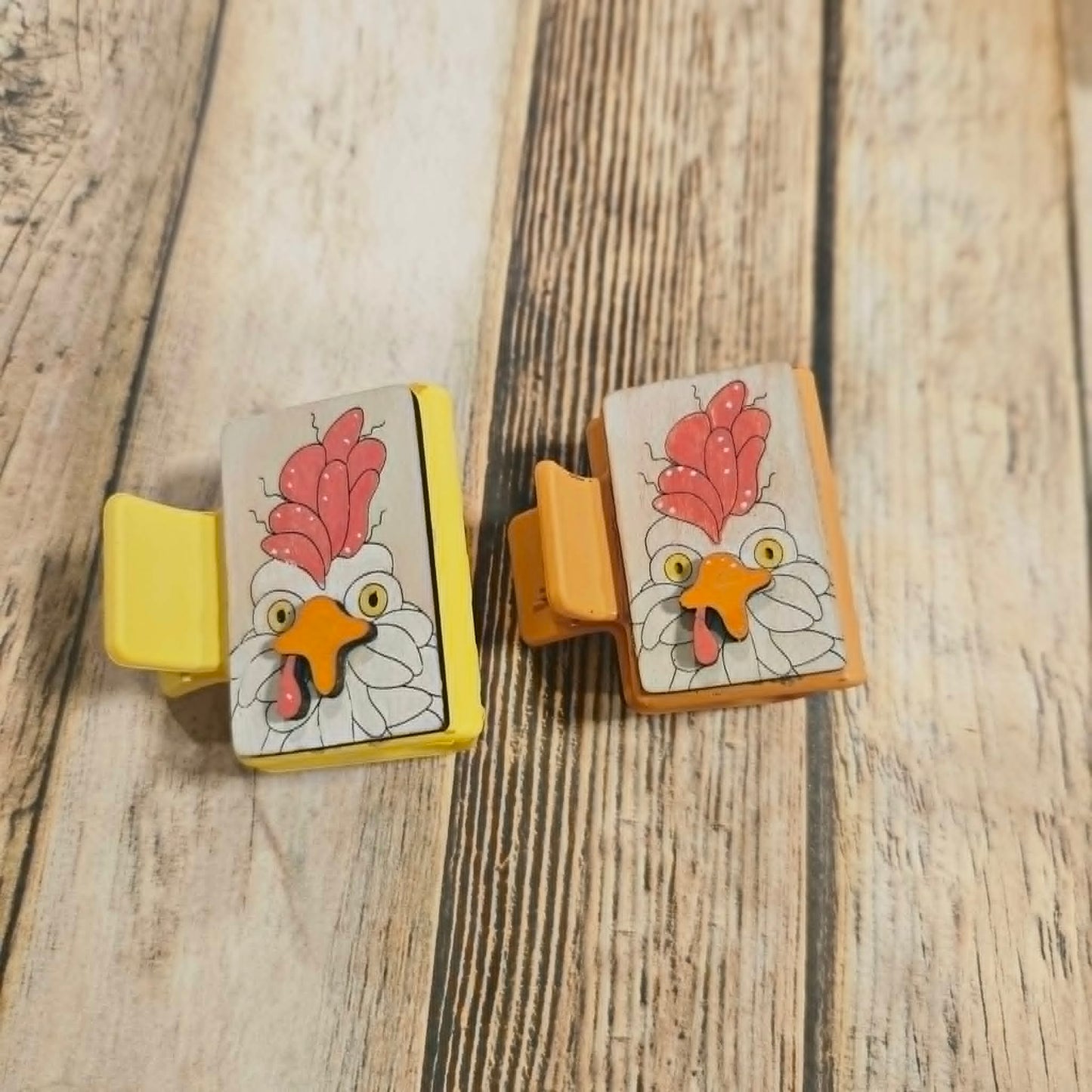 Laser Burned Wood Chicken Small Hair Claw Clip