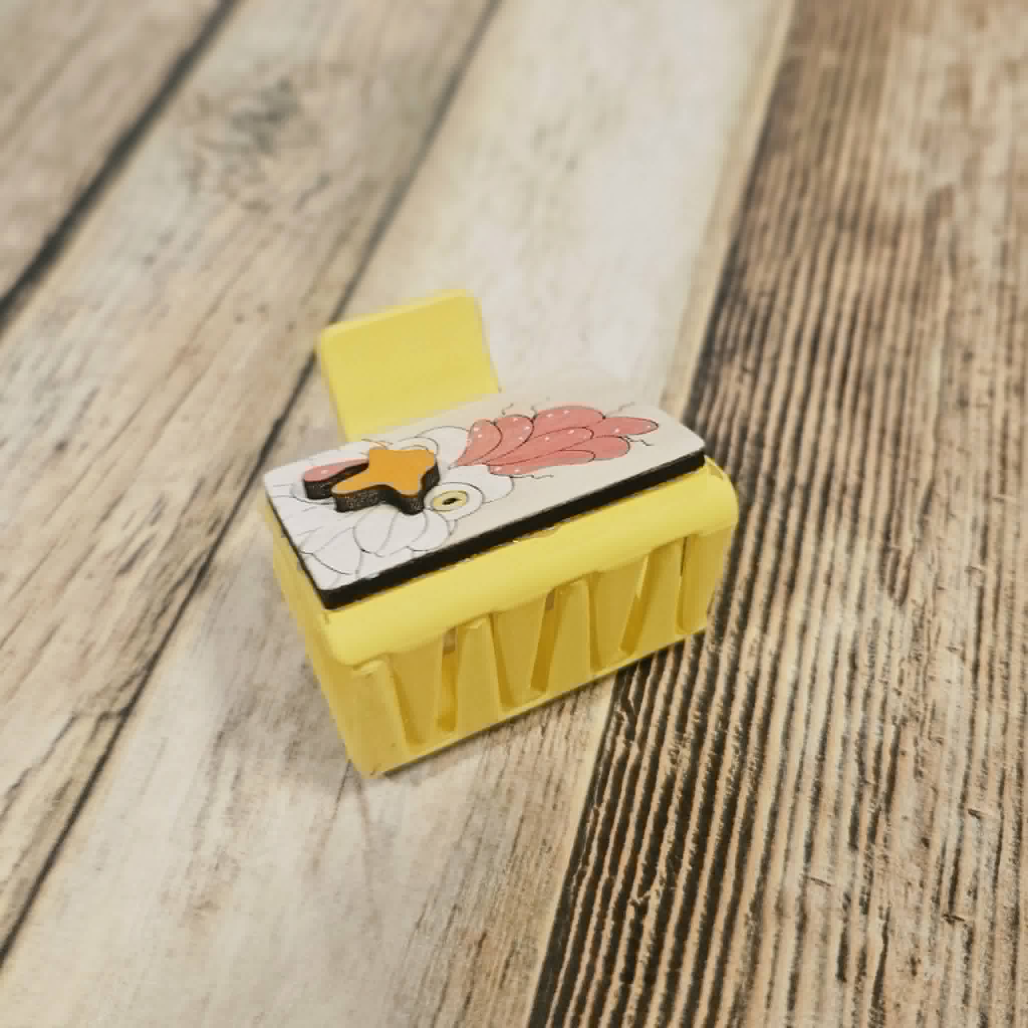 Laser Burned Wood Chicken Small Hair Claw Clip