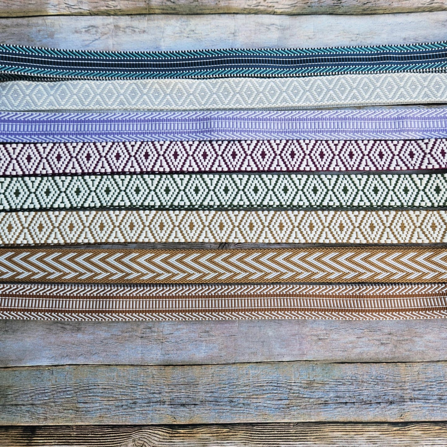 Linnie’s Paisley White Leather Conceal Carry Crossbody