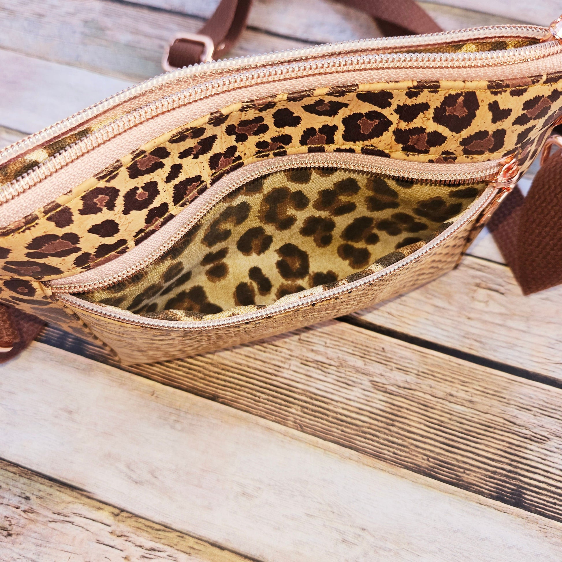 snake cork purse, leopard cork bag, crossbody bag, cork crossbody bag, snake and leopard cork bag, cork crossbody