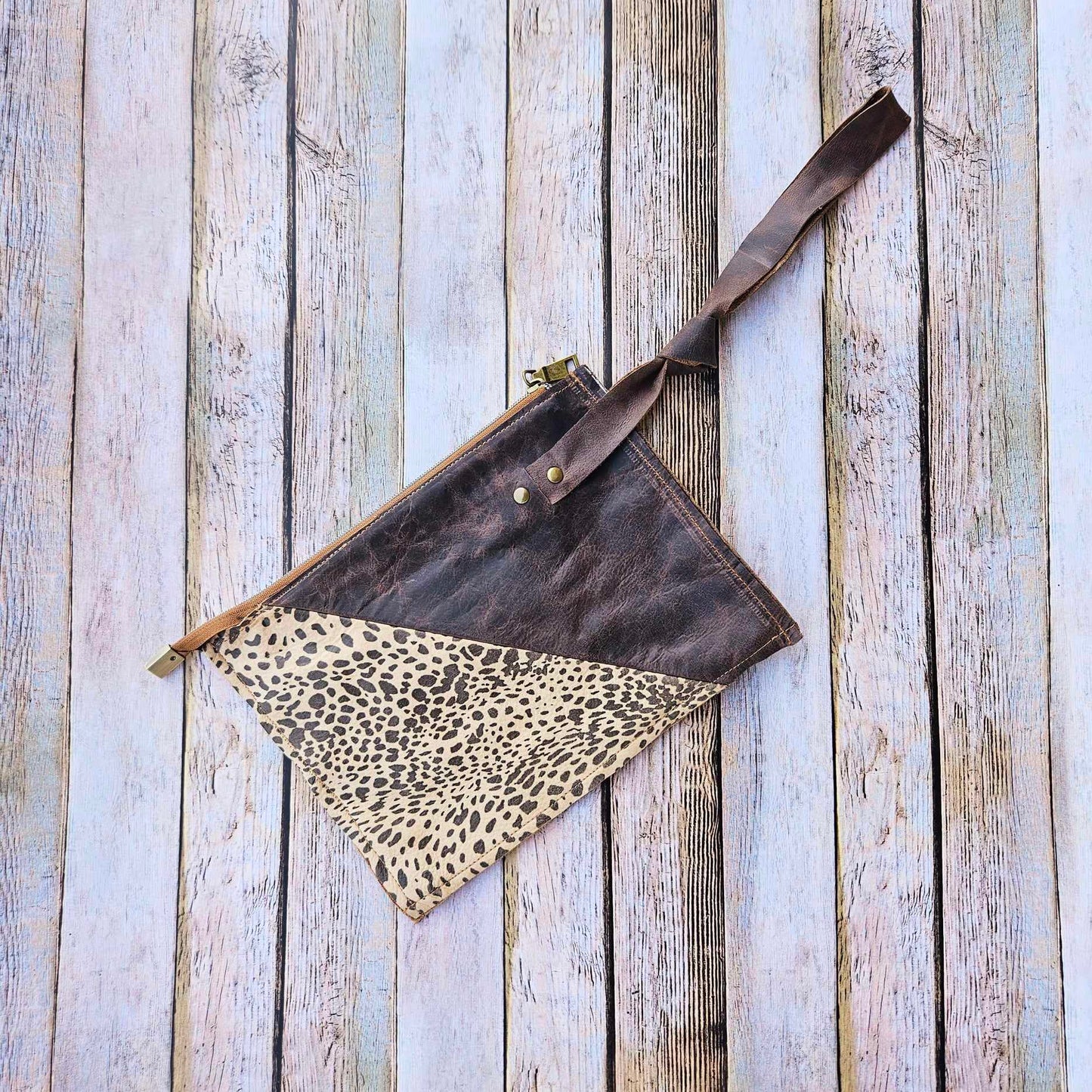 leopard leather wristlet  leopard leather  leather wristlet  Genuine leather wristlet  brown leather wristlet  brown leather bag