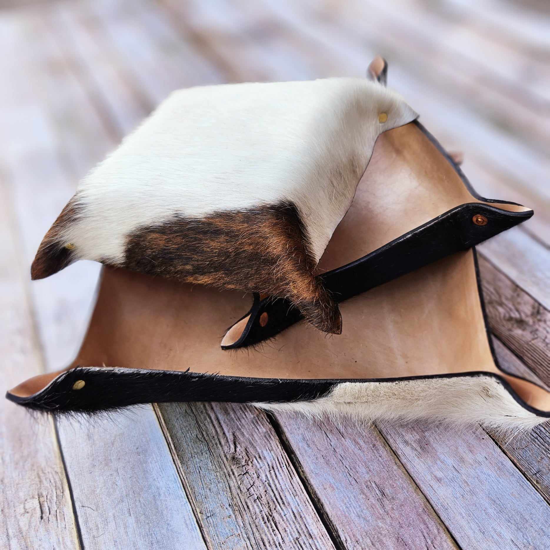 leather bowls, large leather bowls, cowhide leather bowls, cowhide decor, brown and white leather bowls, brown and white fur bowls