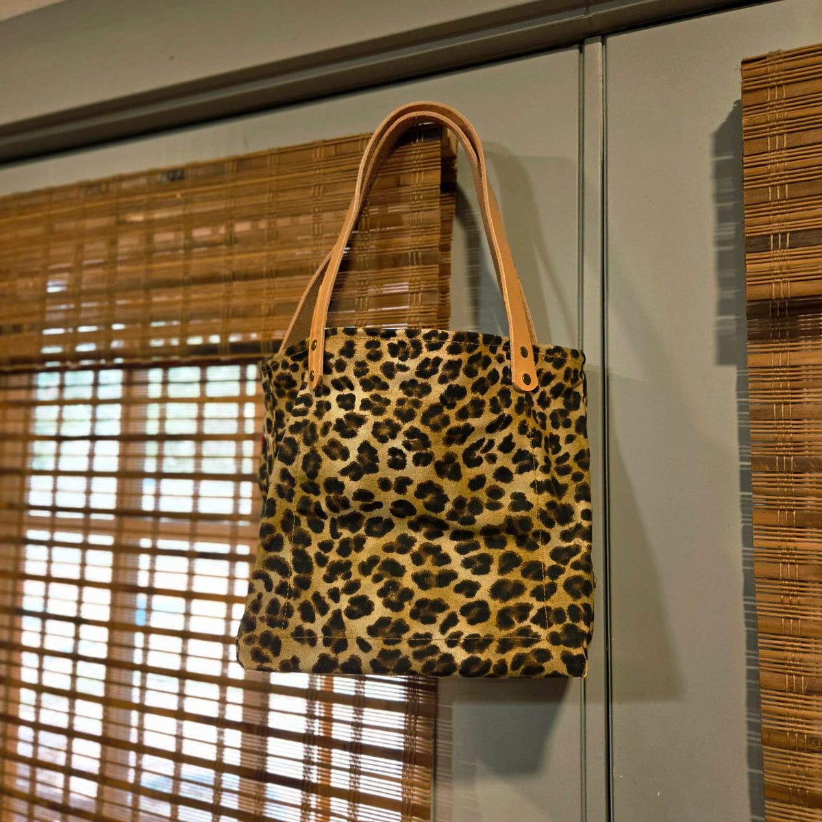 Small Leopard Wax Canvas Mustang Tote