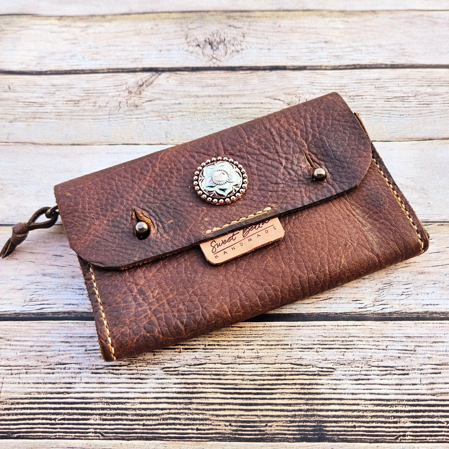 Vira Adilene Leather Wallet