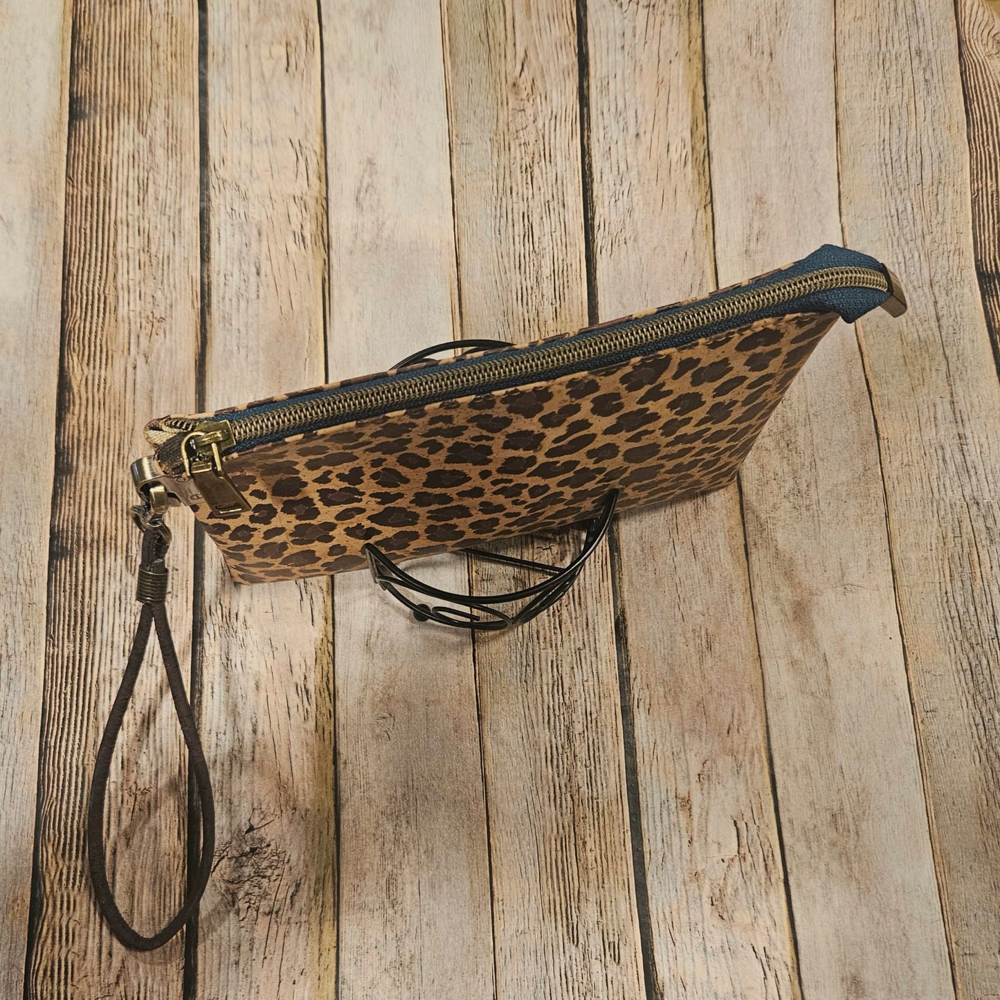 leopard print clutch, leopard print cork leather, wristlet, navy zipper with antique gold hardware, leopard print interior, handmade clutch