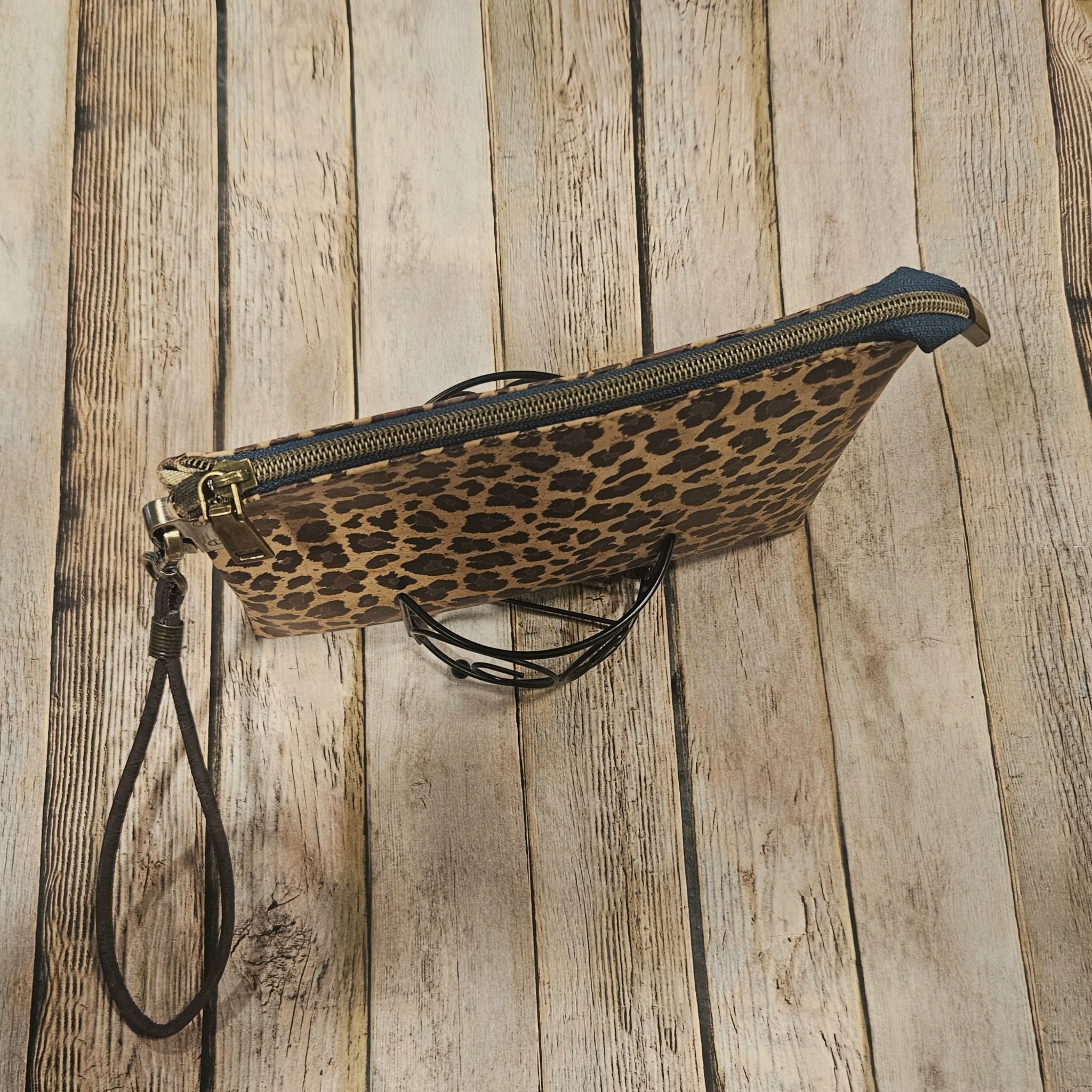 leopard print clutch, leopard print cork leather, wristlet, navy zipper with antique gold hardware, leopard print interior, handmade clutch