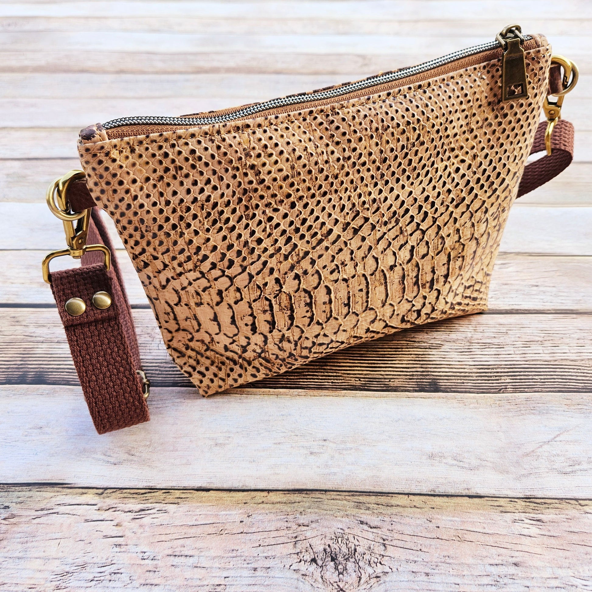 snake cork purse, leopard cork bag, crossbody bag, cork crossbody bag, snake and leopard cork bag, cork crossbody